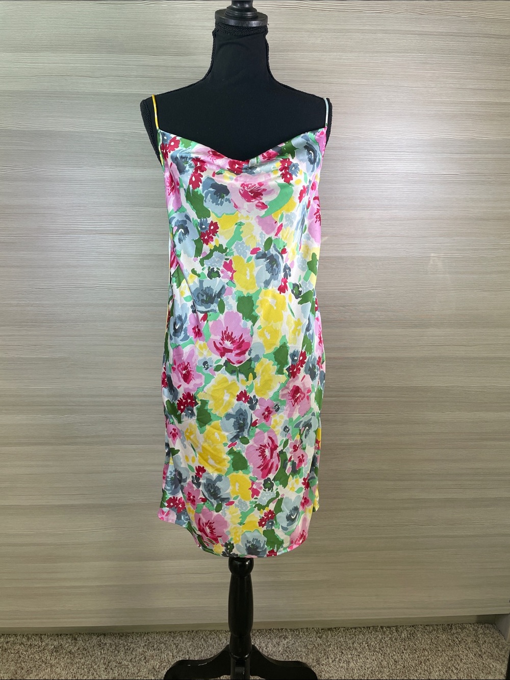 Vero Moda Spaghetti Strap Bright Floral Pinks Yellow Satin Slip Dress Size Small